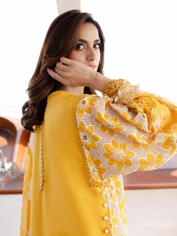 MS-02 | 3 PC Luxury Lawn - Image 8