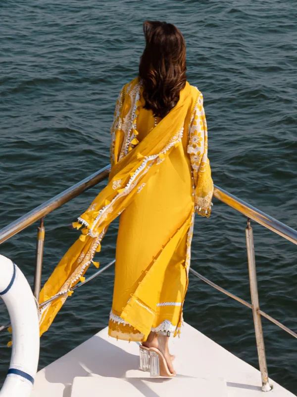 MS-02 | 3 PC Luxury Lawn - Image 9