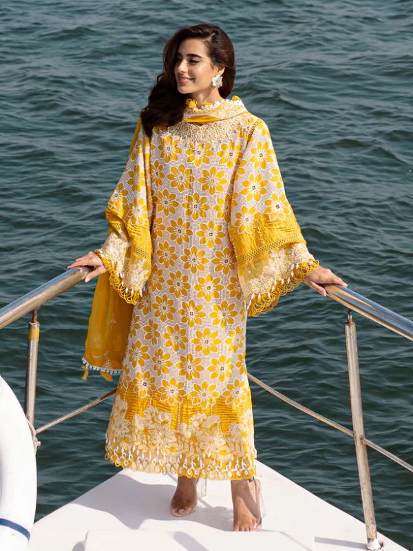 MS-02 | 3 PC Luxury Lawn - Image 5