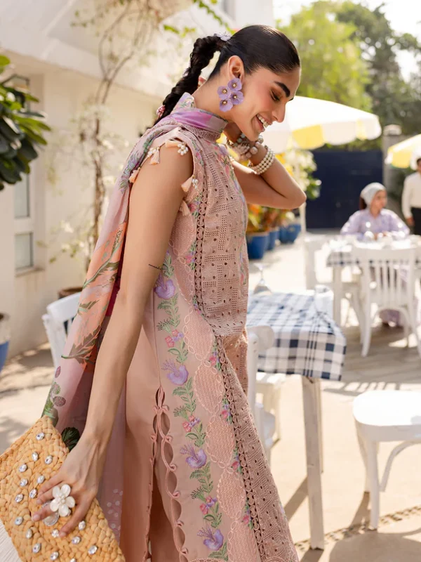 MS-08 | 3 PC Luxury Lawn - Image 6